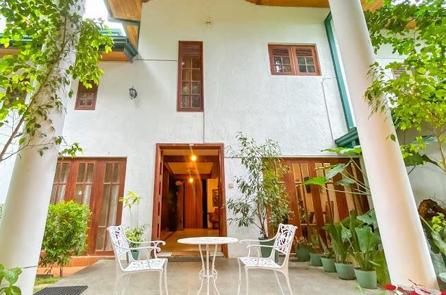 About Arverne Villa Kandy